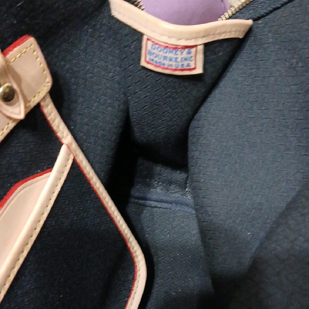 Dooney & Bourke - Picture 9 of 11